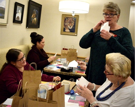 Lorena instructing at the Dec 22 Crafting Event Lorena instructing